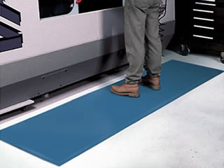 SafetyVolt Smooth Electrical Safety Mat Product Image